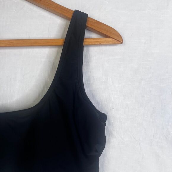 Cupshe NWT One Piece Swimsuit Size Medium Shelf Bra Striped Neutral Basic - Picture 4 of 10